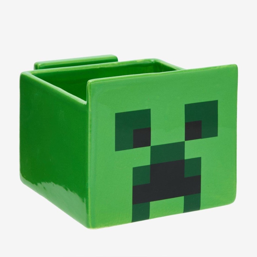 Minecraft Green Creeper Snack Bowl- NWT